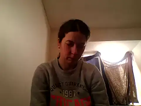 Snapshot of Tamilashaa chatting on 02/18/25, 06:37 Tamilashaa online show from 02/18/25, 06:37