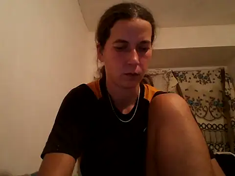 Snapshot of Tamilashaa chatting on 10/10/25, 05:34 Tamilashaa online show from 10/10/25, 05:34