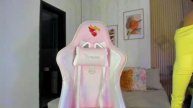 CameronCollins  online show from 12/16/25, 07:52