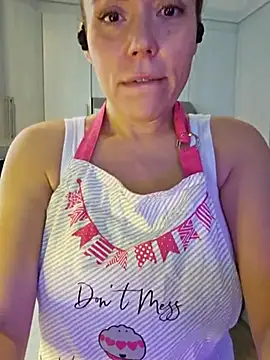 Ellie-L-Elizabeth online show from 03/01/25, 02:02