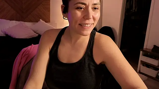 Ellie-L-Elizabeth online show from 02/03/26, 02:53