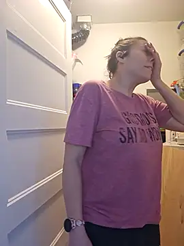 Ellie-L-Elizabeth online show from 02/13/26, 05:20