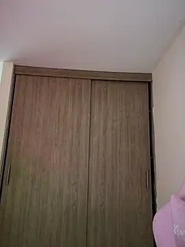 lunablossom  online show from 11/01/25, 06:32