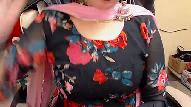 Naughty Kashish online show from 12/19/25, 06:31