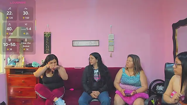 lesbiancuple online show from 11/12/25, 01:11