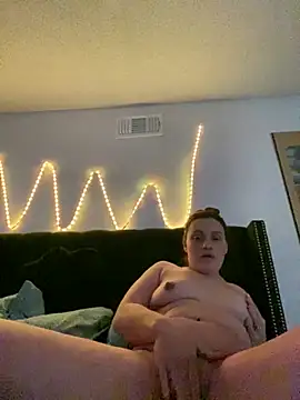 ththotmomma online show from 12/26/24, 07:24