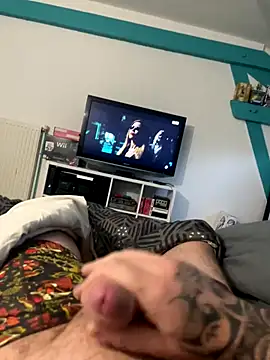 RenaudS-02 online show from 11/18/25, 07:13