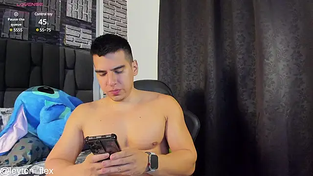 leyton flex online show from 02/09/25, 12:17