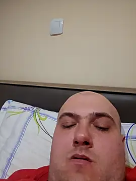 Snapshot of mario890605 chatting on 01/03/25, 09:15 mario890605 online show from 01/03/25, 09:15