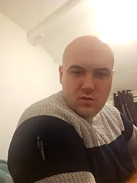 Snapshot of mario890605 chatting on 09/14/25, 09:14 mario890605 online show from 09/14/25, 09:14