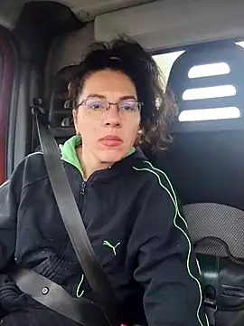 SquirtyMellissaLabia online show from 10/16/25, 06:58