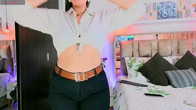 Dulce Morrys online show from 05/14/26, 02:35