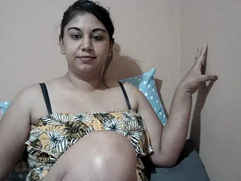 bellachow10 online show from 04/09/26, 06:19