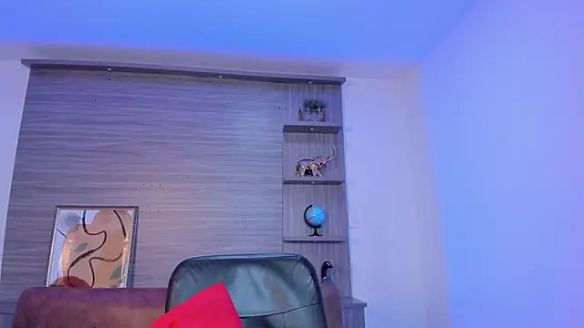 kimbrownn online show from 03/14/25, 09:54