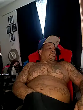 yellowwetfox online show from 02/02/25, 04:43