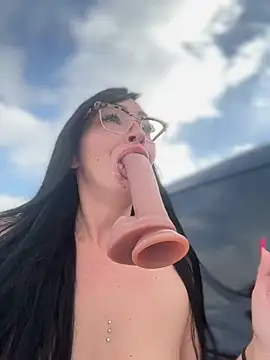 annablisss online show from 02/17/25, 09:19