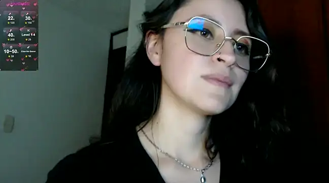 Juls winter  online show from 02/08/25, 12:06