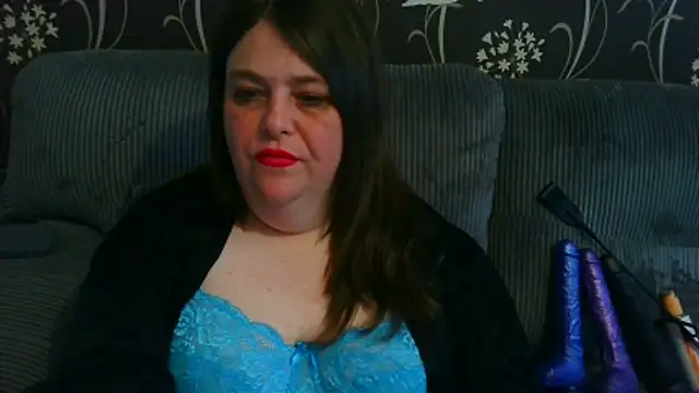 HouseWifeWhore Milf online show from 03/25/26, 02:23