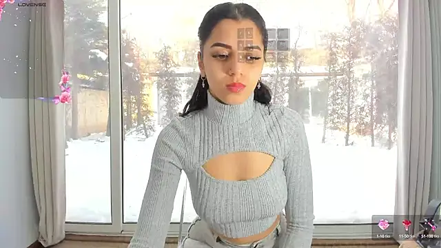 Snapshot of Sarabecker chatting on 02/26/25, 09:32 Sarabecker online show from 02/26/25, 09:32