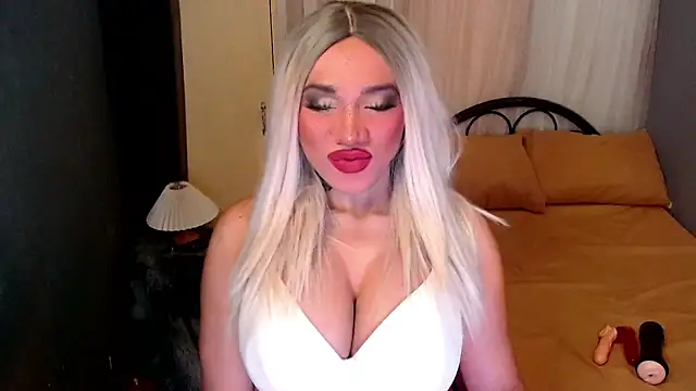 sexcindy online show from 09/18/25, 10:17