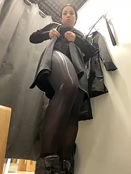 CrazzyChicks online show from 12/09/24, 08:33