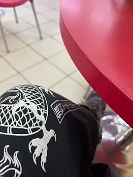 CrazzyChicks online show from 03/19/26, 05:55