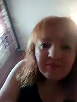 Snapshot of stefanyharper16 chatting on 03/17/25, 01:39 stefanyharper16 online show from 03/17/25, 01:39