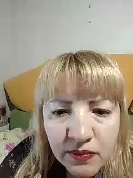 Snapshot of stefanyharper16 chatting on 09/18/25, 10:23 stefanyharper16 online show from 09/18/25, 10:23