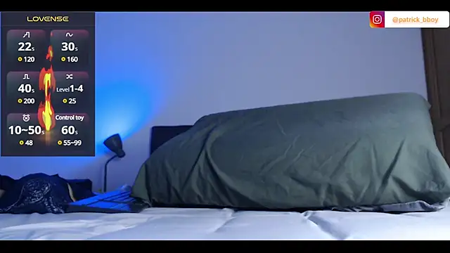 Snapshot of Evans_Osler chatting on 01/08/25, 03:40 Evans Osler online show from 01/08/25, 03:40