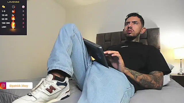 Snapshot of Evans_Osler chatting on 02/28/26, 10:44 Evans Osler online show from 02/28/26, 10:44