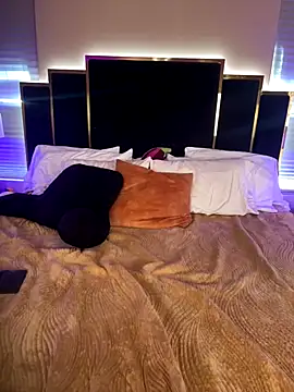 KarissaChantelle online show from 11/20/25, 07:57