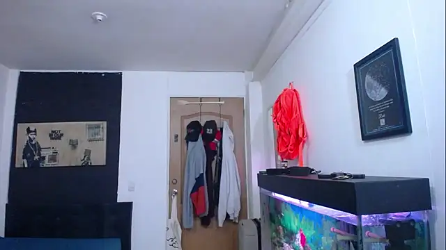 romeolovedark online show from 01/31/25, 04:36