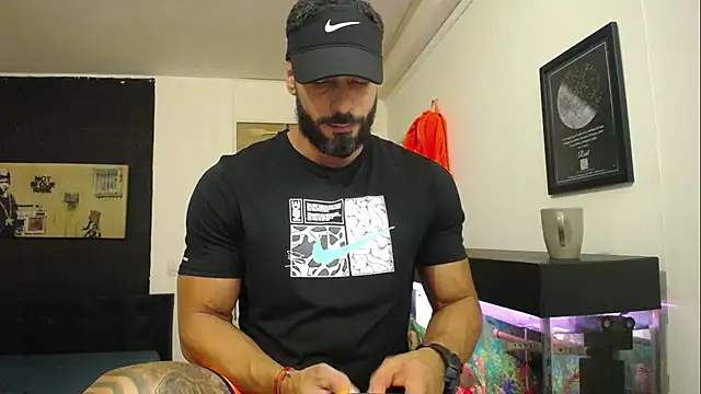 romeolovedark online show from 02/17/25, 03:04