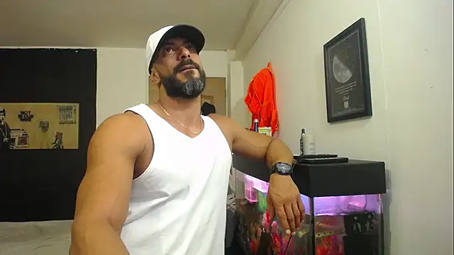 romeolovedark online show from 03/18/25, 06:46