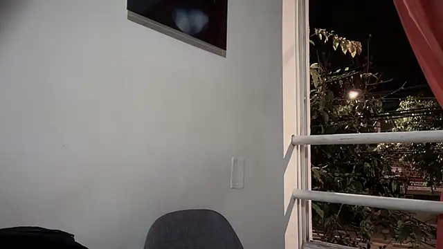 romeolovedark online show from 10/22/25, 07:52