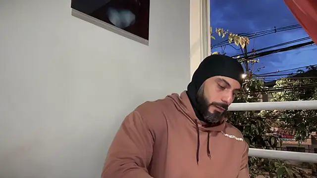 romeolovedark online show from 10/26/25, 10:58