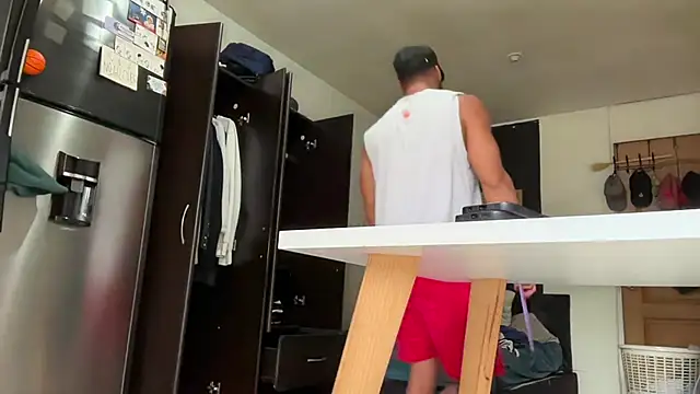 romeolovedark online show from 04/13/26, 08:47