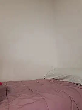 laura dirtyhot online show from 12/17/24, 08:01