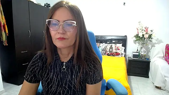 Xiimen online show from 10/28/25, 11:07