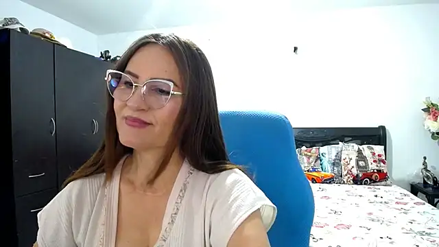 Xiimen online show from 12/14/25, 12:27