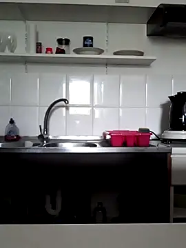Snapshot of Moi_Lina chatting on 10/21/25, 12:39 Moi Lina online show from 10/21/25, 12:39