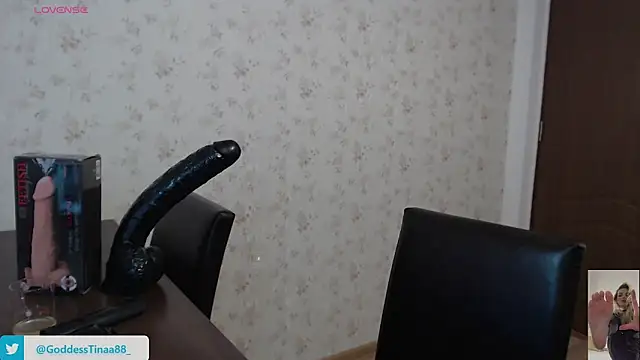 Goddess Tina online show from 10/22/25, 04:40