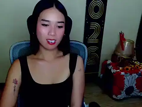 Snapshot of ShinningEthene chatting on 07/02/26, 01:38 ShinningEthene online show from 07/02/26, 01:38