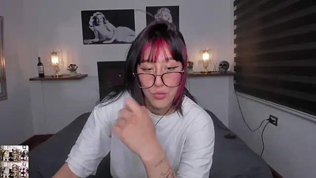 Mariana Joness online show from 02/20/25, 08:50