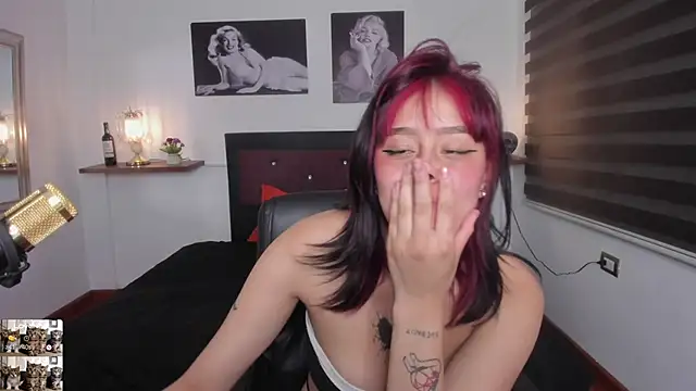 Mariana Joness online show from 03/22/25, 06:11