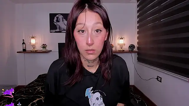 Mariana Joness online show from 10/03/25, 01:57