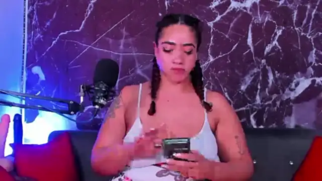 HannaMiillsxh online show from 02/03/26, 02:44