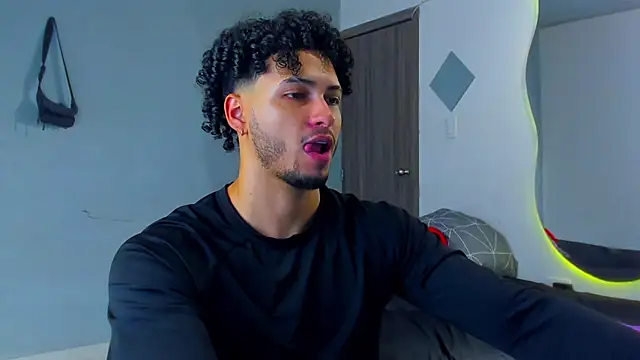 Kris Khalifa69 online show from 02/08/26, 05:38