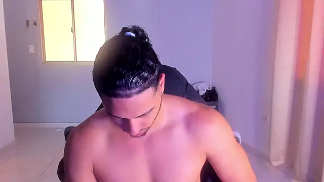 Kris Khalifa69 online show from 05/15/26, 02:02