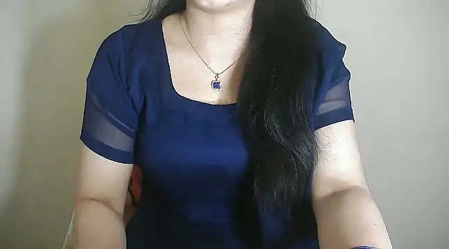 Snapshot of Chanchal--Navya chatting on 12/07/24, 01:07 Chanchal--Navya online show from 12/07/24, 01:07